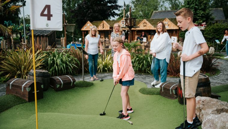 Pirates Bay Adventure Golf
